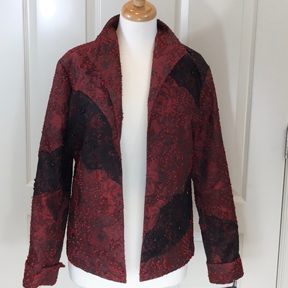 Rose pattern blazer jacket with beaded black lace